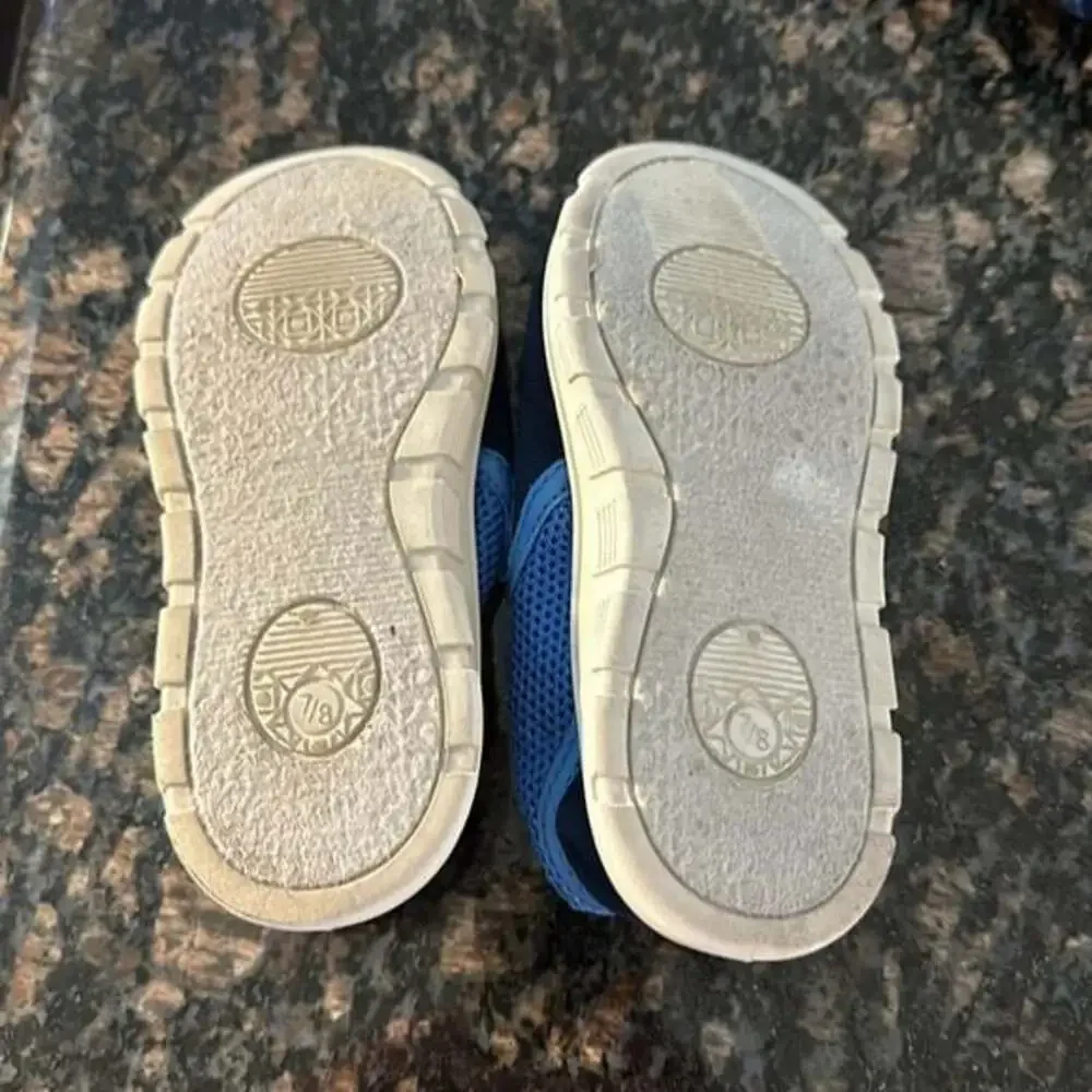 Paw Patrol Water Shoes Size 7/8